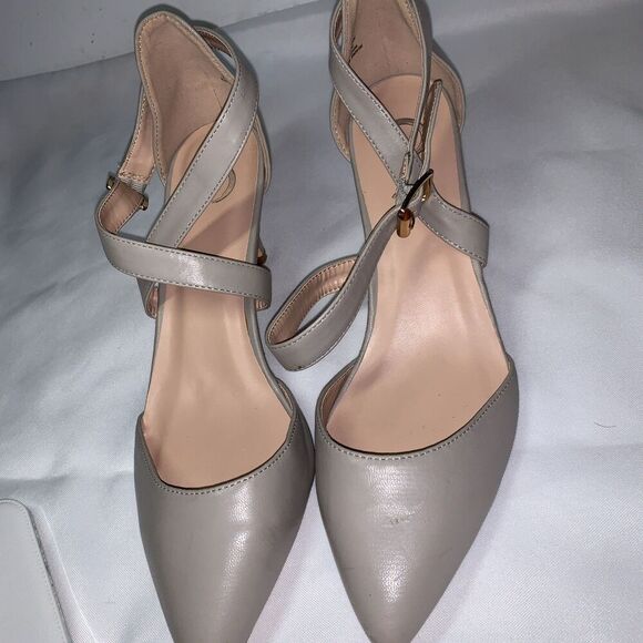 Women’s Journee Collection Mia 10 Gray Faux Leather Point Toe High Heel Shoe - Picture 10 of 12